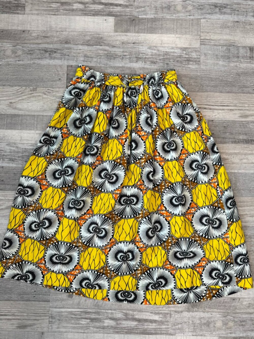 Uniti 100% Cotton Bold Yellow Print Midi Skirt OSFM Elastic Waist O33